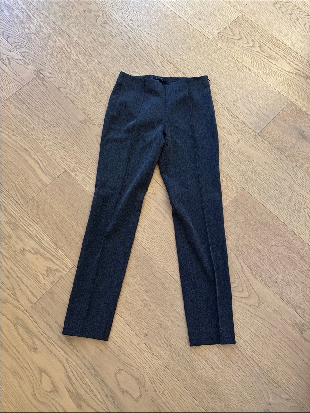 Theory dark grey dress pants, cropped, capris, pleated women's work pants